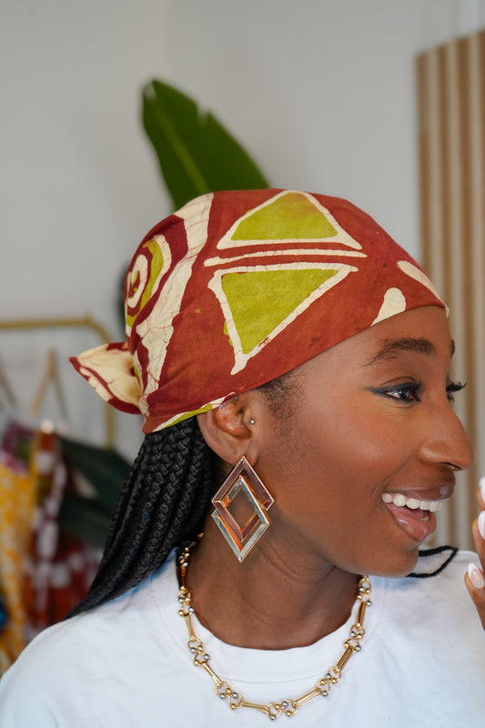 Ìlù Scarf